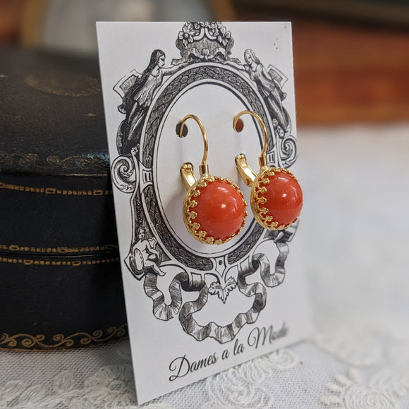 Coral Crown Earrings - Medium Oval